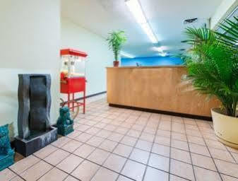 Fairbridge Inn Express Франкфорт Екстериор снимка